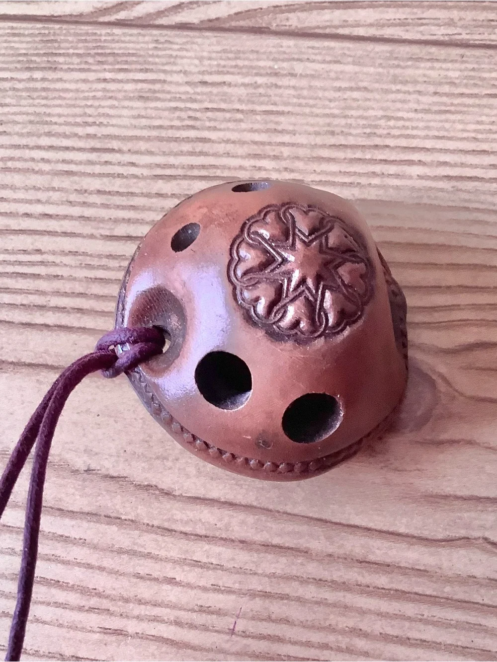 Hand Carved Clay Pendant Ocarina - Picture 4 of 4
